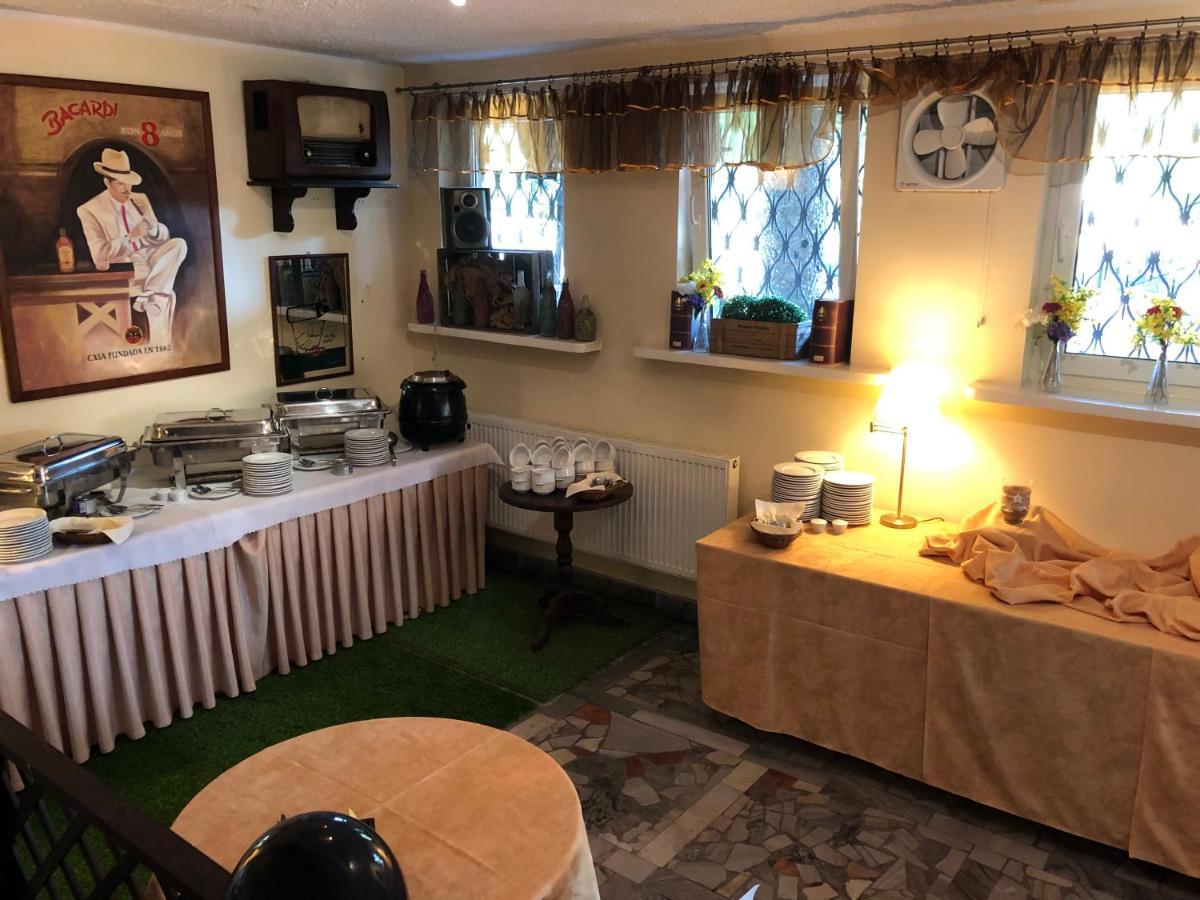 Отель Camping Lesne Ustronie Witnica Экстерьер фото